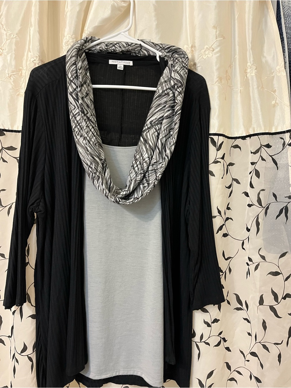 Women’s size 2X Notations Black and Gray shirt. Built in shirt to cardigan